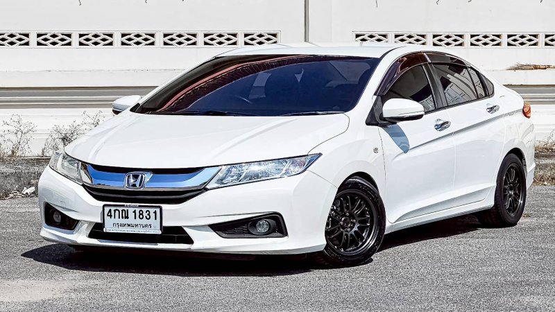 HONDA CITY 1.5 V+ A/T 2015