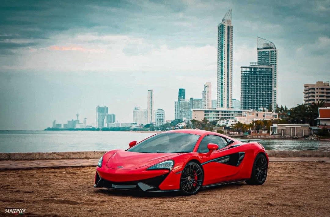 2016 	McLaren 570 S Coupe