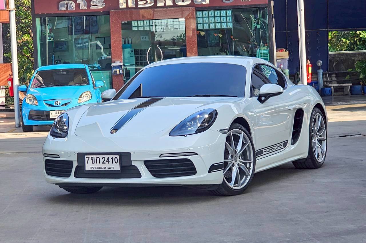 2017 	Porsche 718 2.0 Cayman Coupe